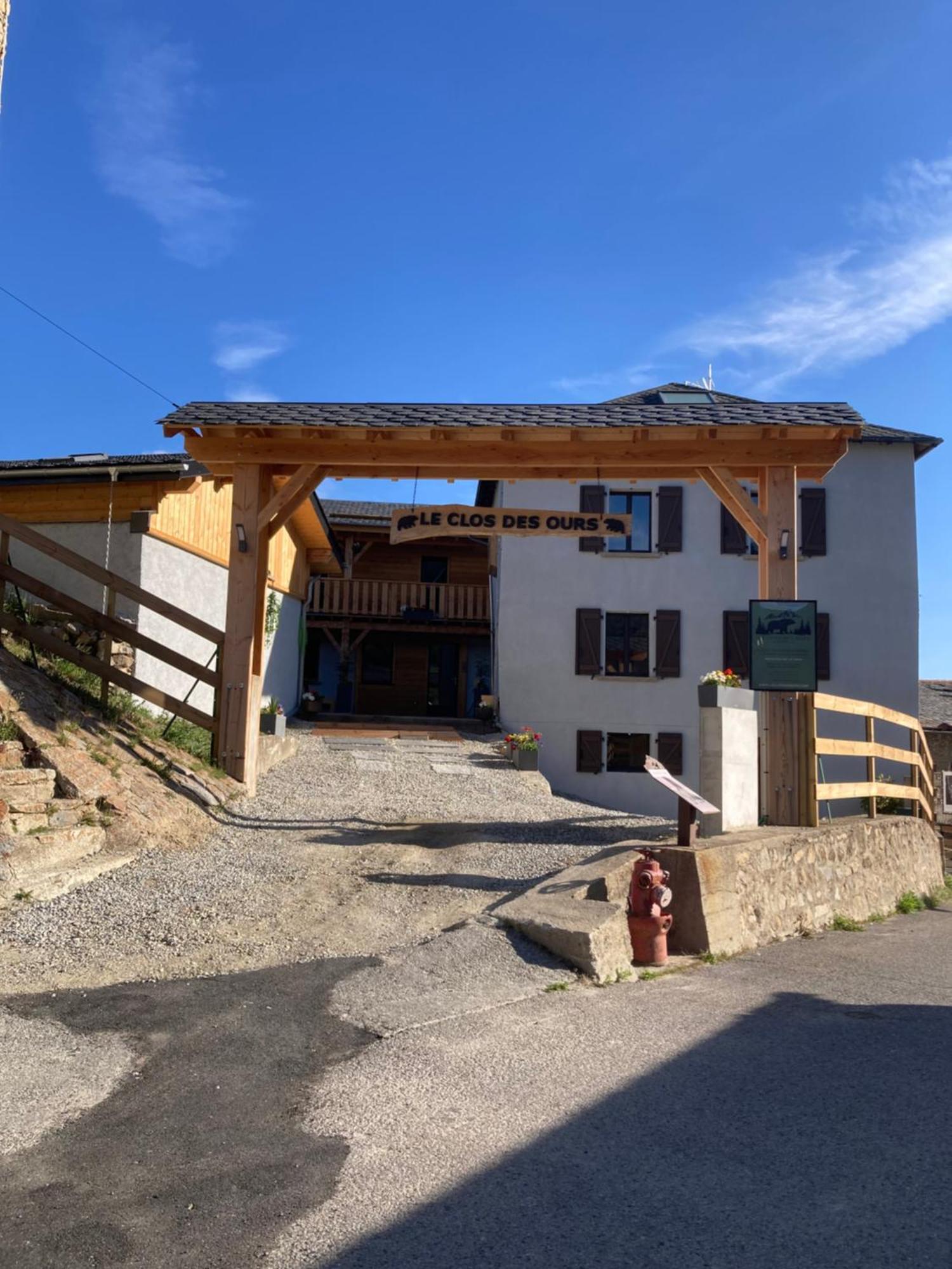 Maison Canelle Le Clos Des Ours Matemale Buitenkant foto