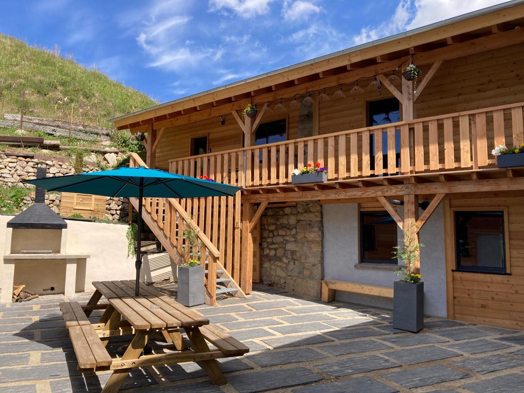Maison Canelle Le Clos Des Ours Matemale Buitenkant foto